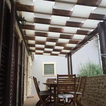 Kairos Apartman Zára