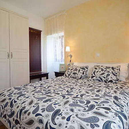 Kairos Apartman Zára