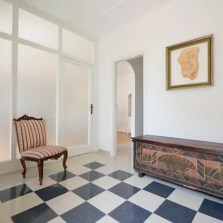 Apartman Kairos *