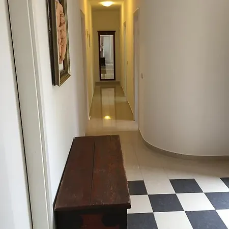 Kairos Apartman Zára